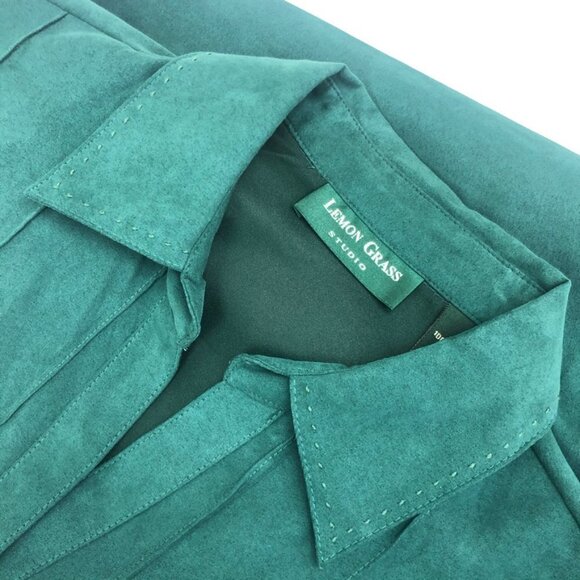 Lemon Grass Studio Faux Suede Pintuck Button Down Shirt. Green. Size M - Picture 11 of 11